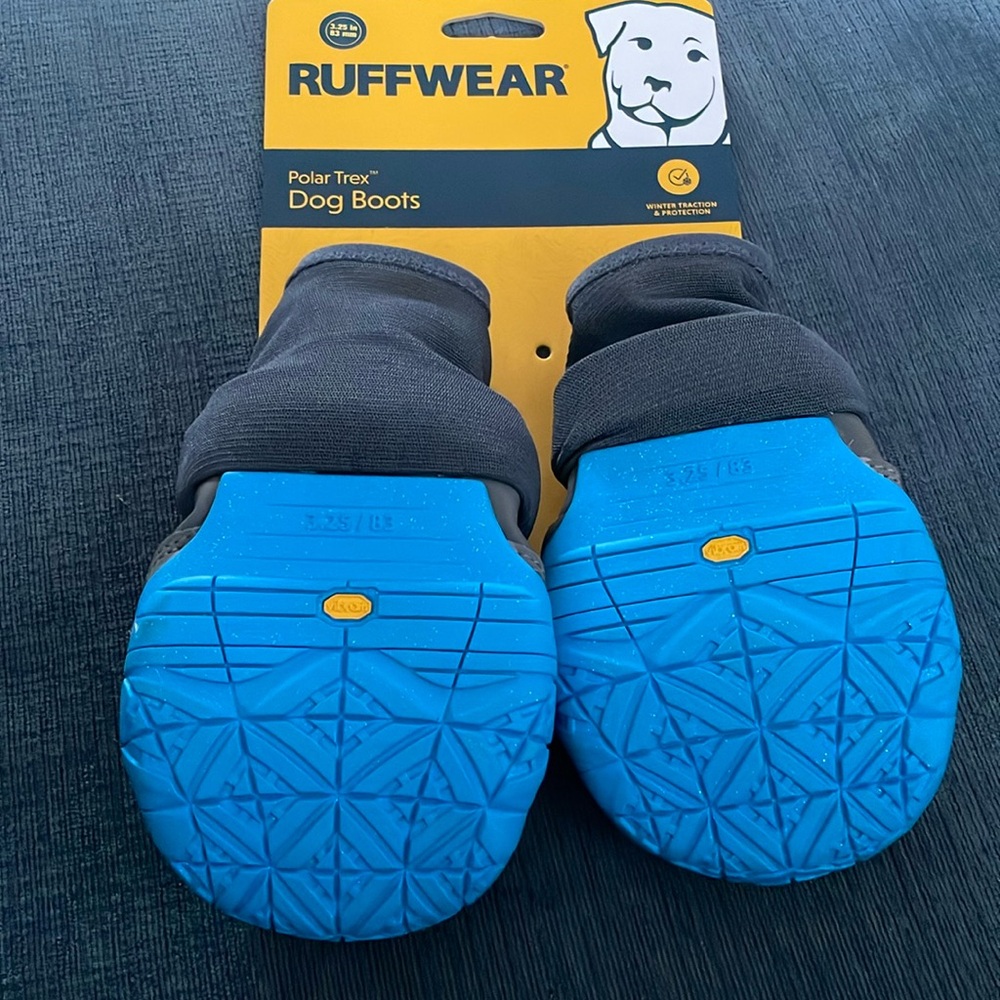 Ruffwear Polar Trex dog boots. Size 3.25 inches. Two boots included.
